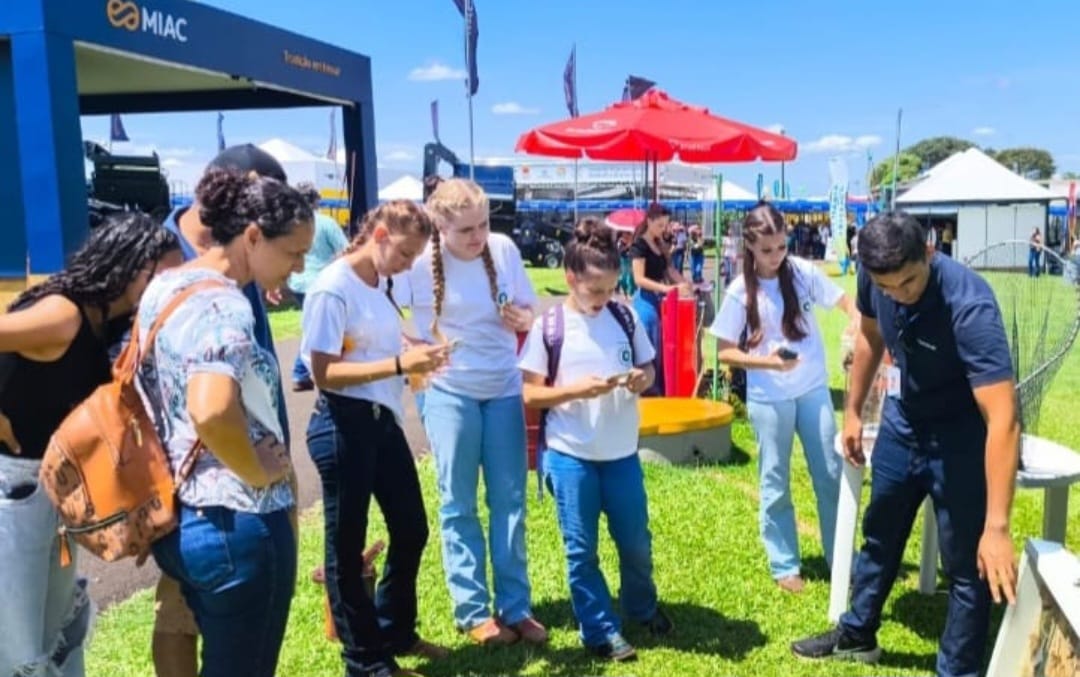 Adapar reforça compromisso com a sanidade e a qualidade da produção