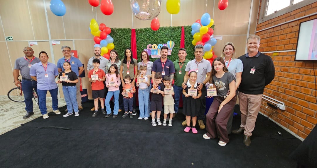 CoopKids premia criatividade e talento de filhos de colaboradores