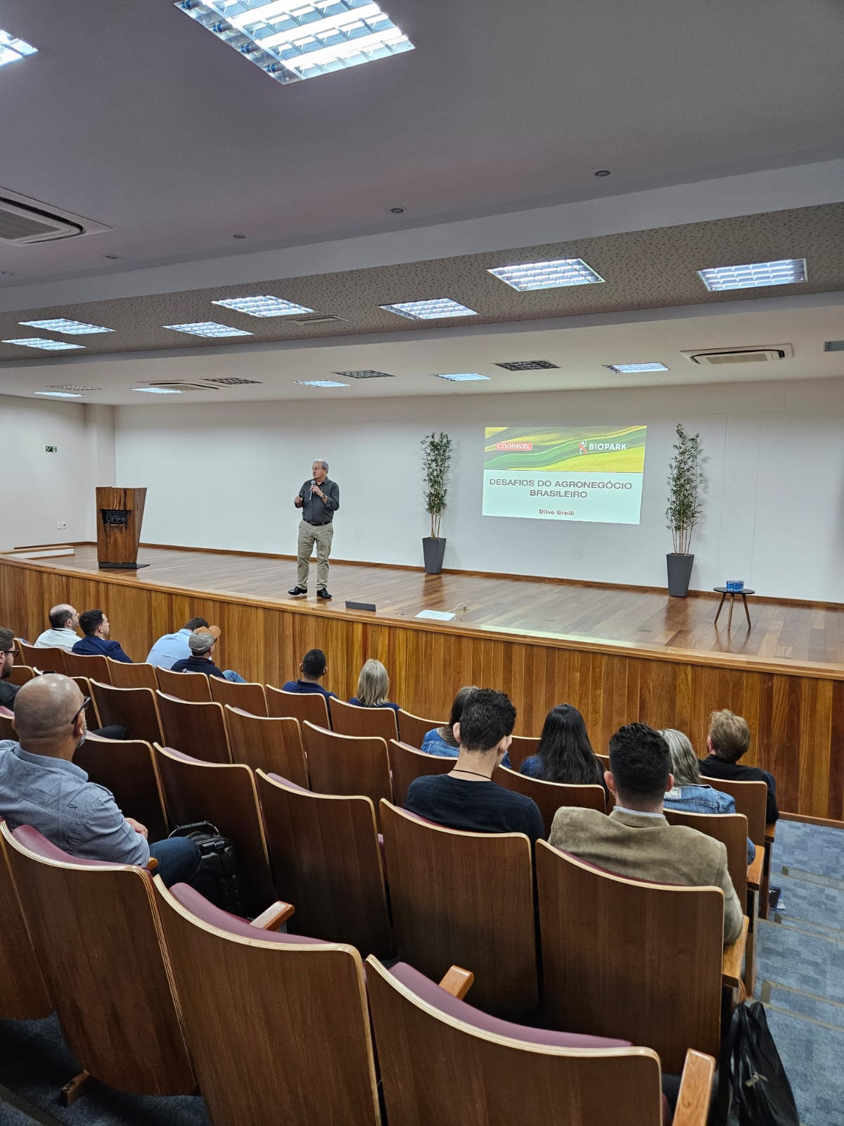 Dilvo fala sobre produção e desafios do agronegócio em evento no Biopark
