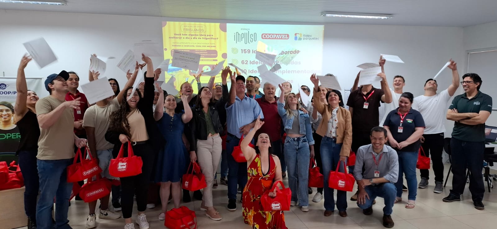 Funcionários apresentam 159 ideias a melhorias em frigorífico de suínos