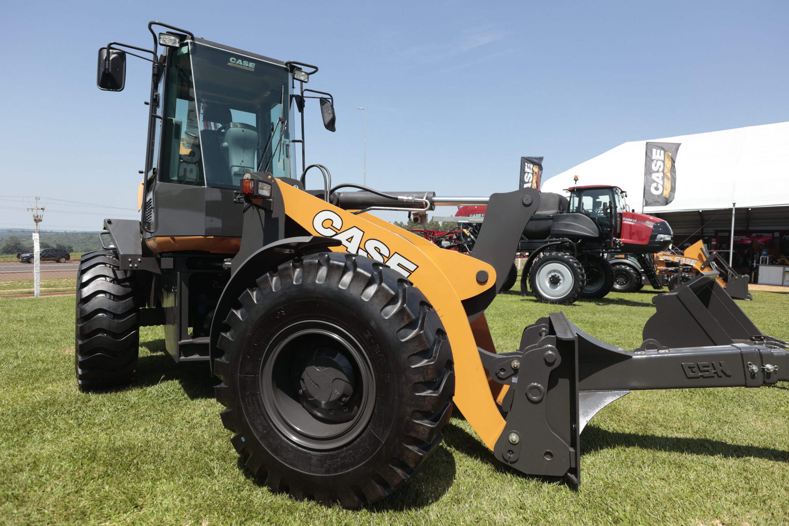 CASE Construction Equipment inicia temporada de feiras em 2023 no Show Rural Coopavel