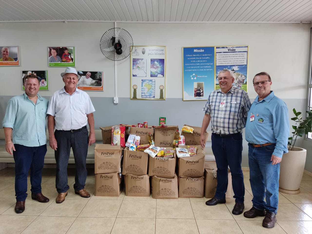 UPL e Coopavel entregam cestas básicas a entidades assistenciais